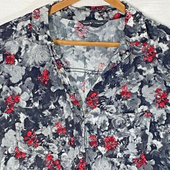 ROCK & REPUBLIC Blouse Floral Black White Button Front Roll Tab Sleeve Womens S - Picture 1 of 9